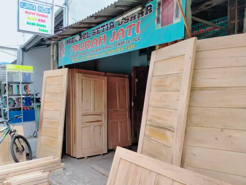 Pintu minimalis