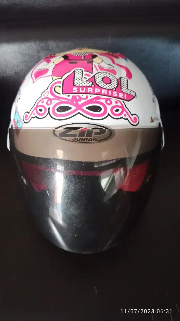 Helm anak karakter LOL