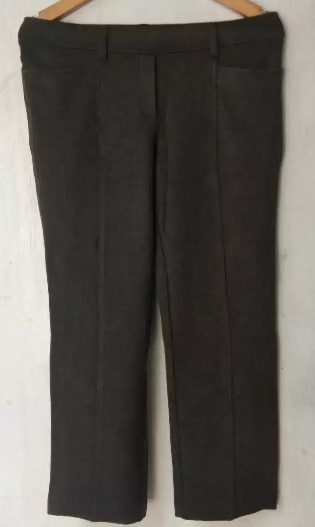 Celana Kulot Abu bahan Tebal,Pinggang Karet.Like New