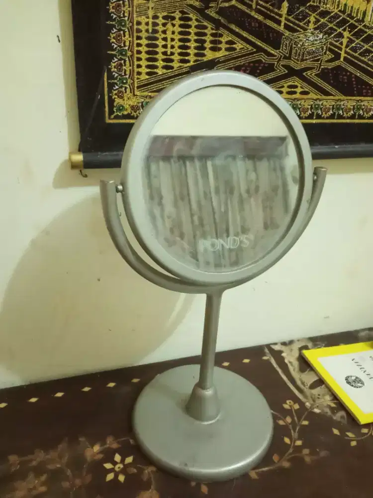 Cermin duduk buat make.up.2 sisi