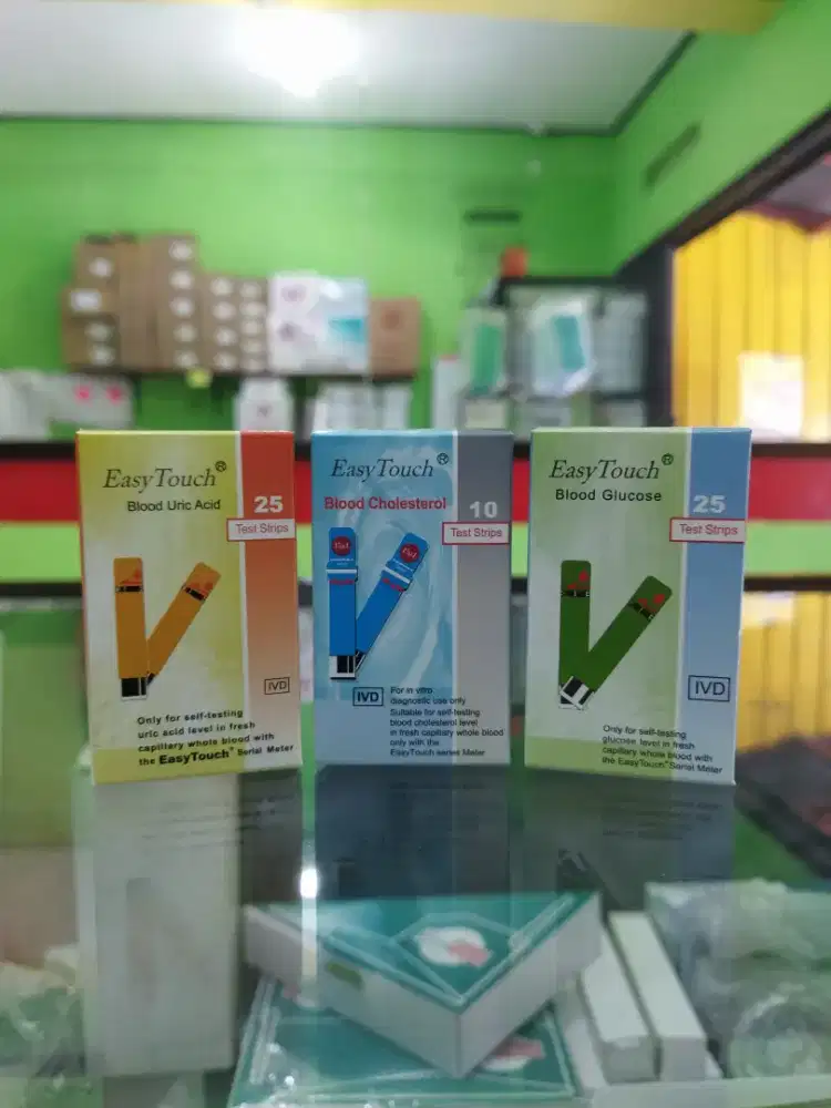 STRIP EASY TOUCH GULA CHOLESTEROL ASAM URAT