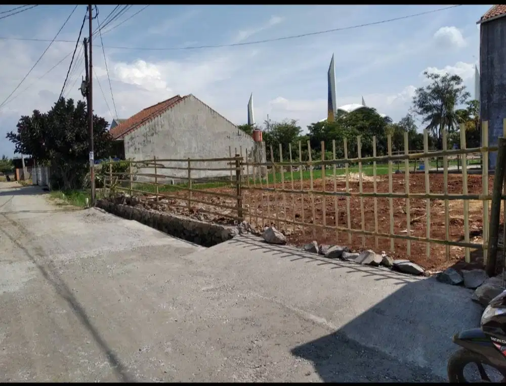 Dijual tanah di jalan Melati-Soekarno Hatta Bandung
