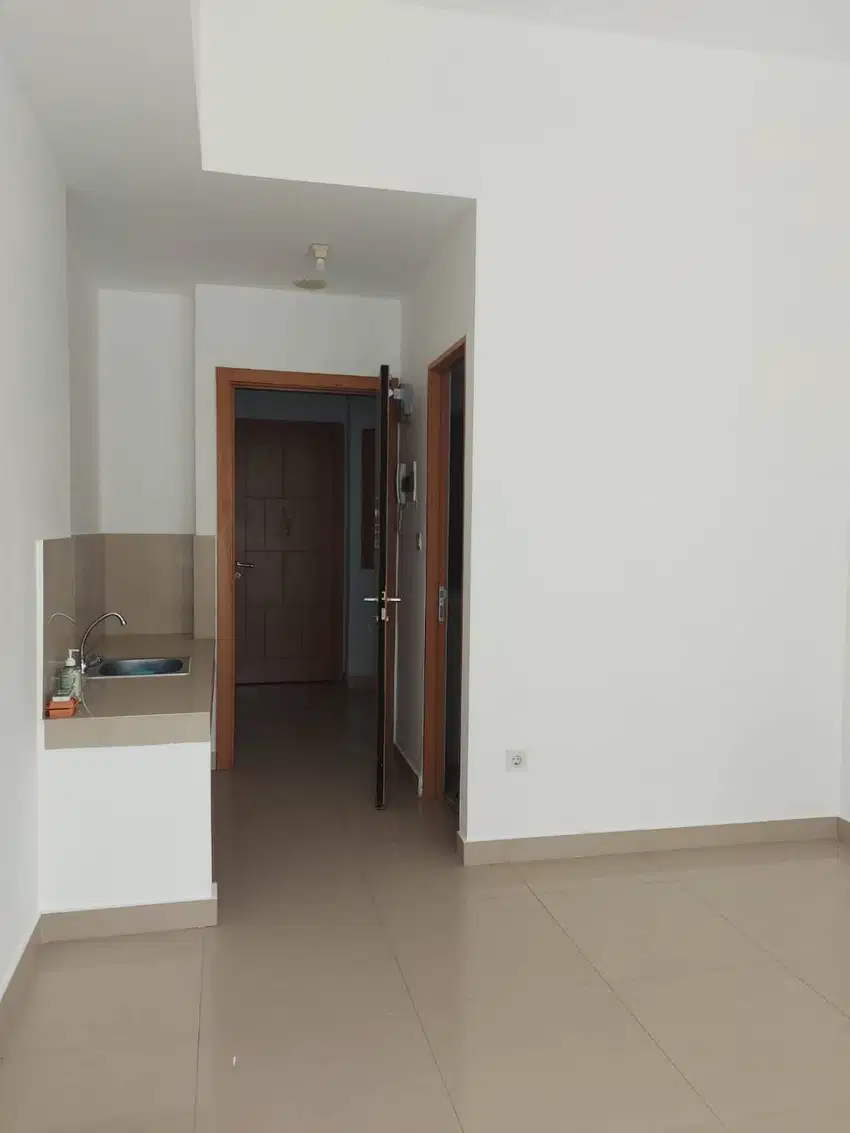 The Nest Apartment Dipuri Disewakan Studio Kosongan Tahun &per6 bulan