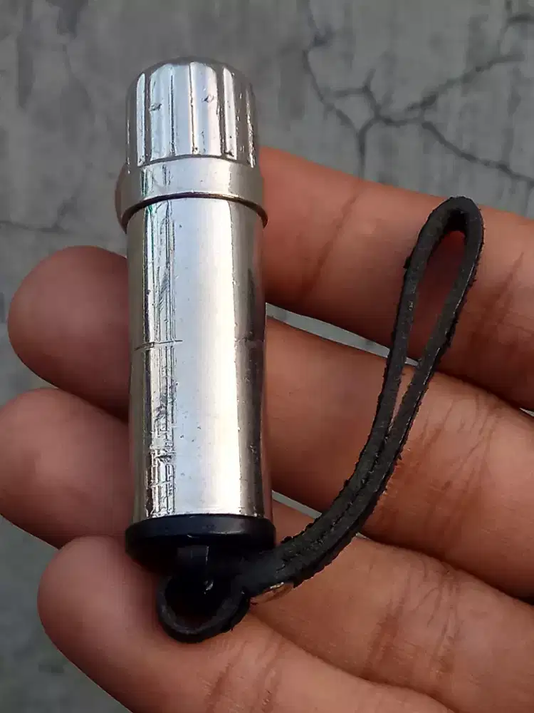 Lighter vtg, bullet style..steel
