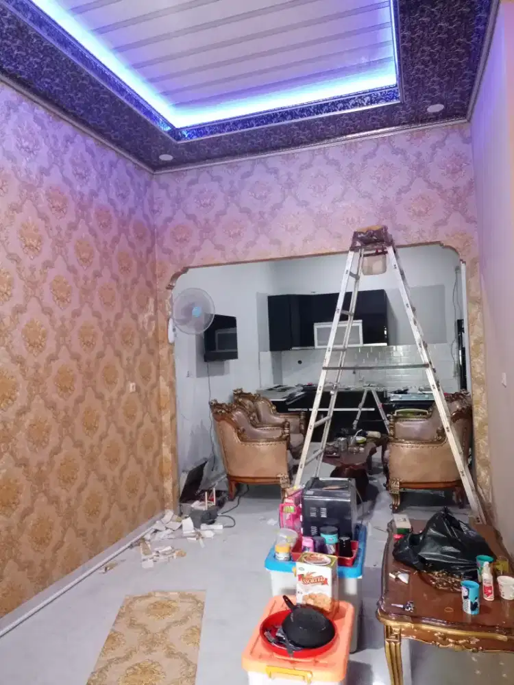 Tukang pasang wallpaper wallstiker dinding