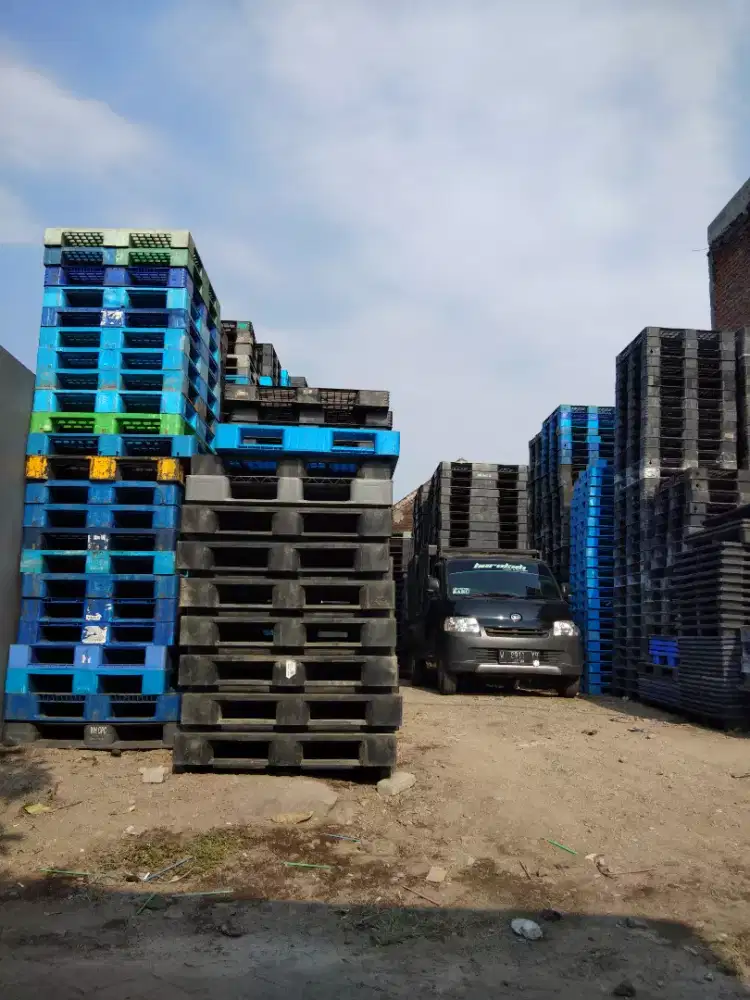 Palet plastik bekas murah lur