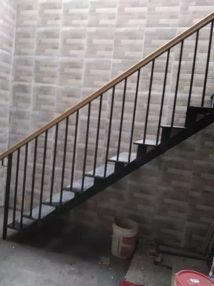 Railing tangga dan pagar besi murah