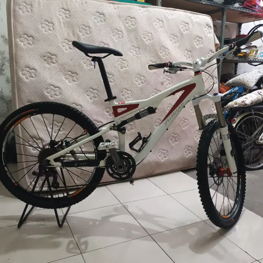 Sepeda specialized on sale stumpjumper