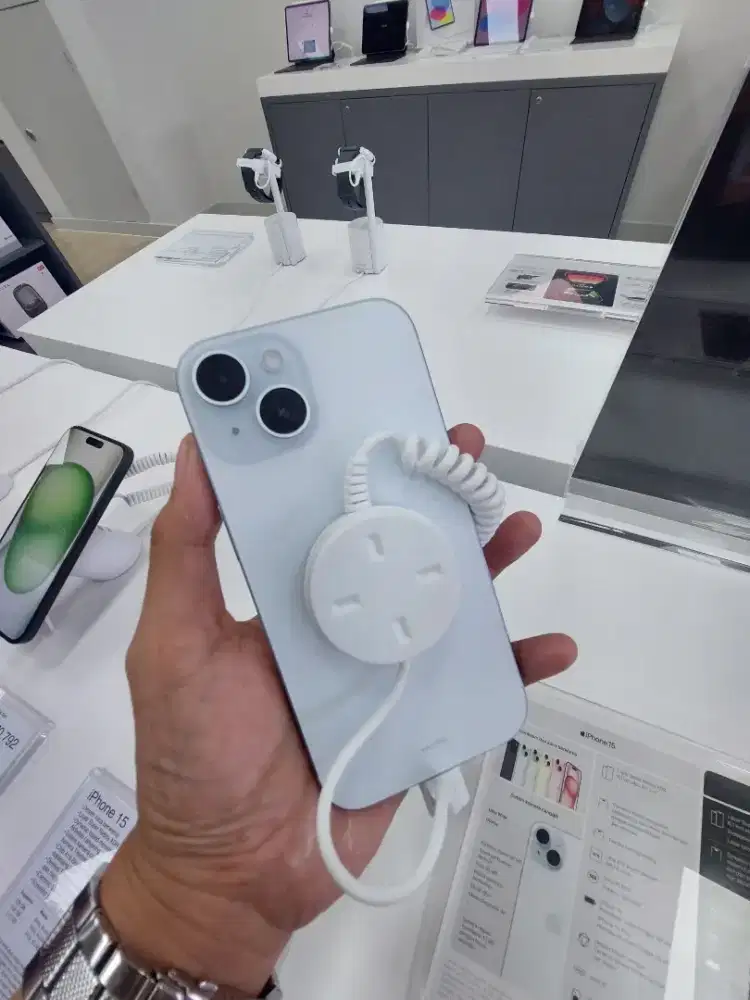 Kredit Iphone 15 128 DP 0 Bunga Rendah