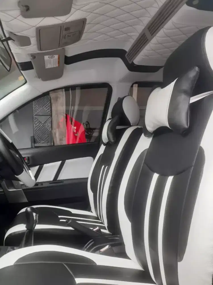 Sarung jok mobil dan interior