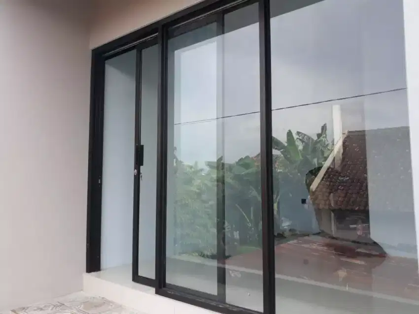 Pintu kaca kusen aluminium pintu lipat sliding door casment tempered