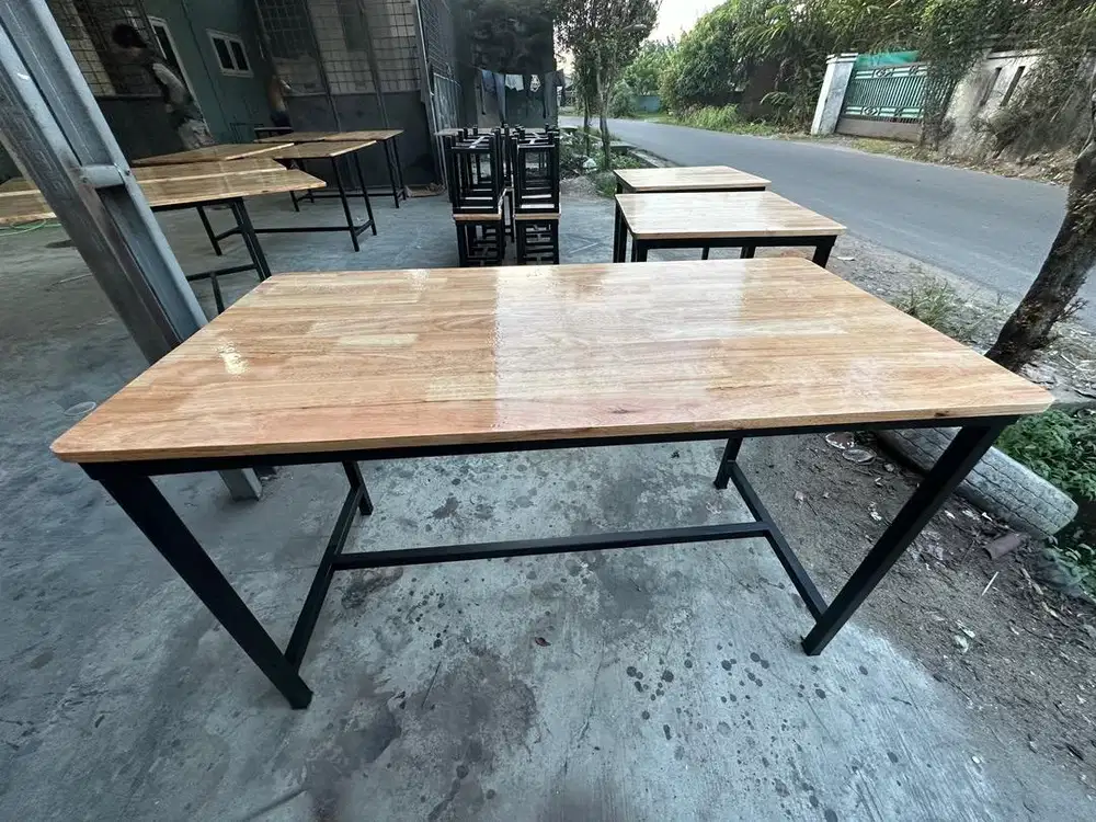 Meja cafe rumah makan jati belanda cantik