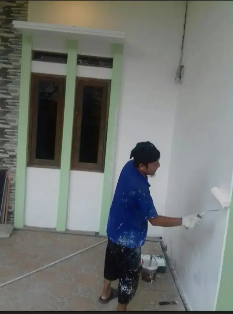 Pengecatan rumah