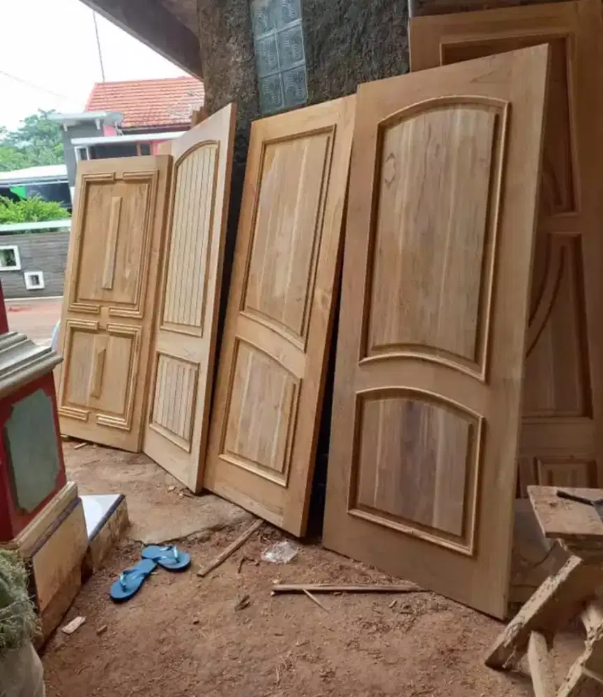 Pintu dan kusen murah kayu solid,kirim area jateng.
