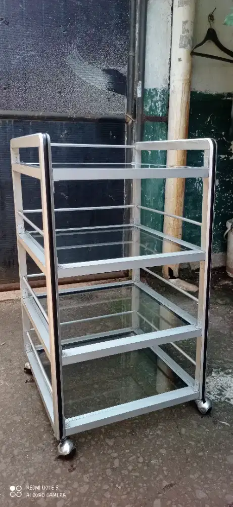 RAK KACA ALUMUNIUM TEBAL