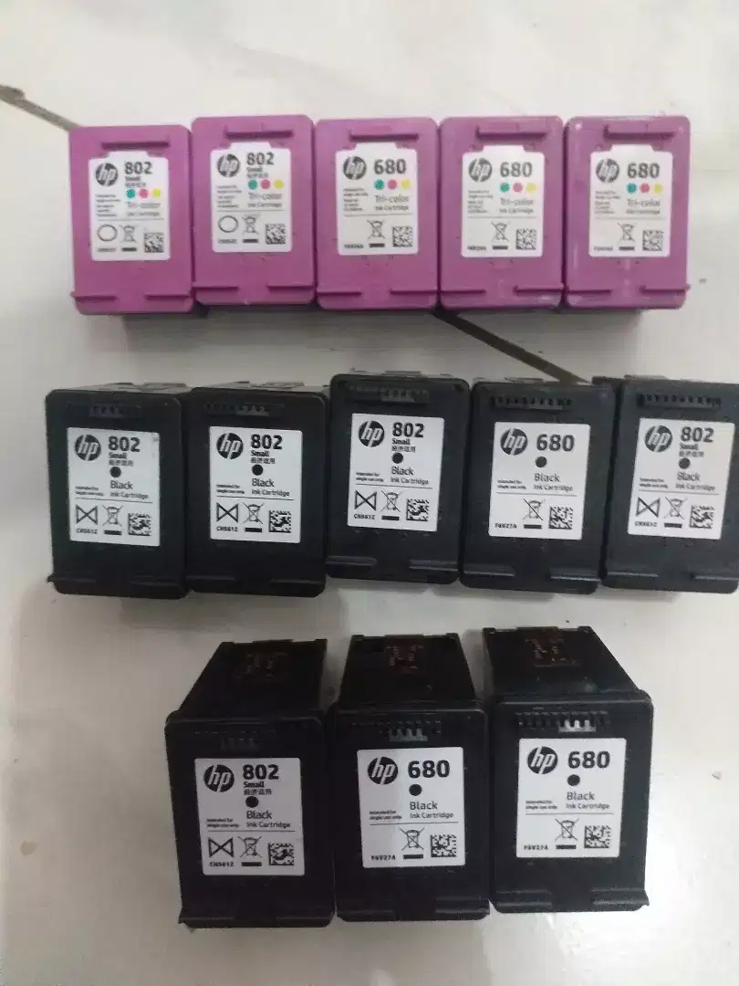 Menampung tinta catridge bekas print
