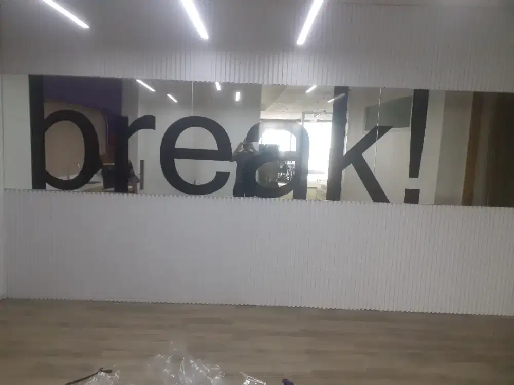 Jasa pemasangan kaca film gedung,kantor,rumah,hotel,apartemen dll.