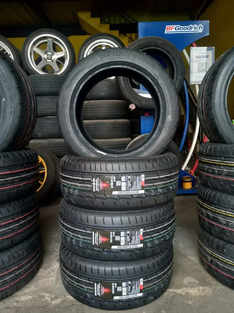 Bridgestone potenza 205 50 16
