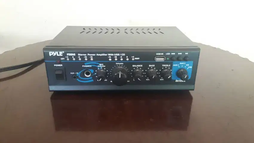 Power Amplifier Mini Pyle PTAU45 2X120 Watt with USB/CD/AUX Inputs
