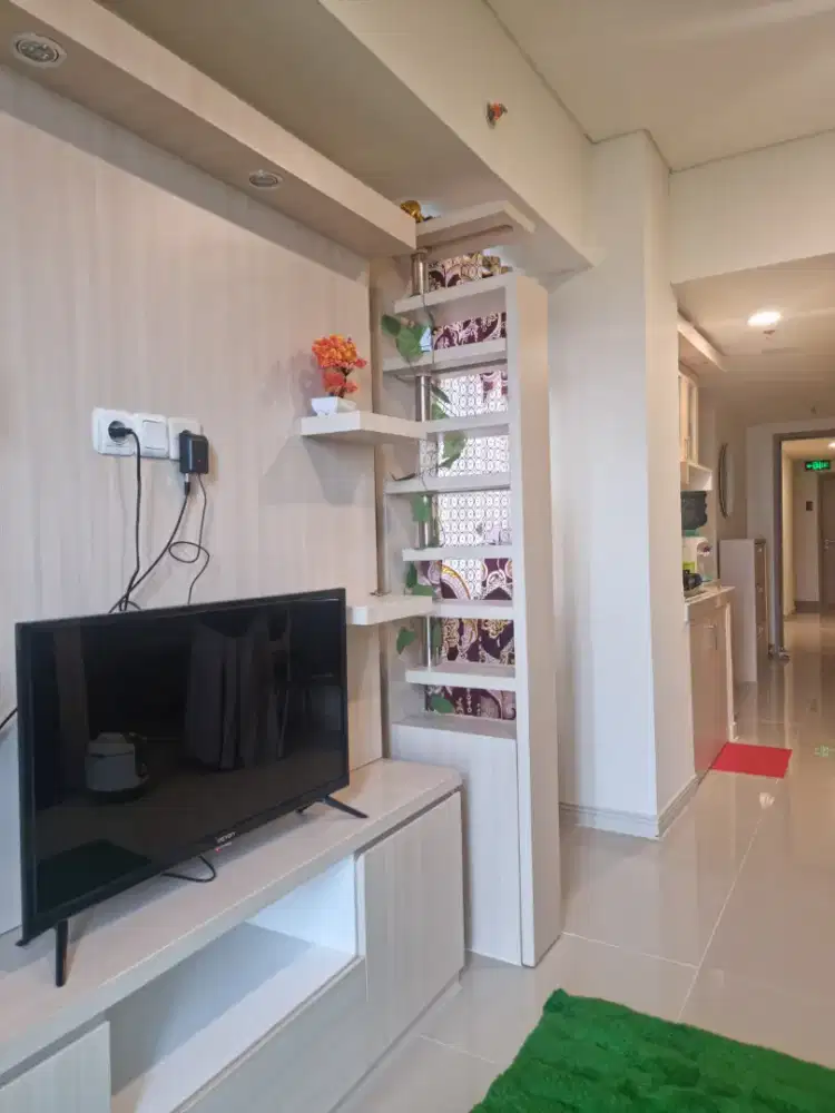 Sewa Apartement Meikarta 2BR Tower Parkview