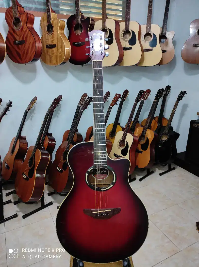 YAMAHA APX 500 AKUSTIK ELEKTRIK ORIGINAL MEWAH