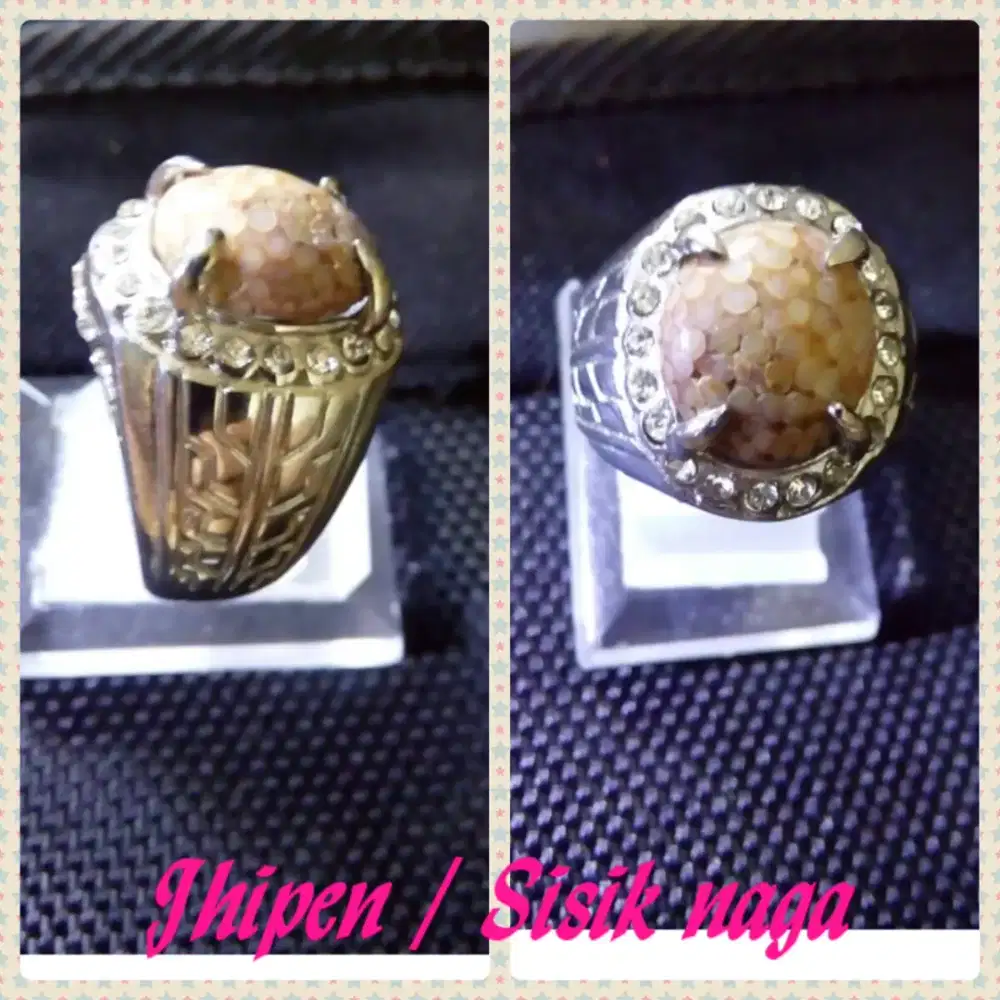 batu sisik ular istimewa