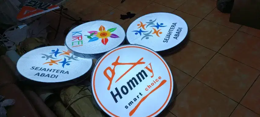 NEON BOX ekonomis berkualitas