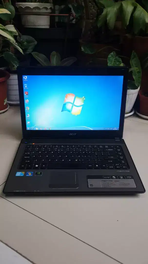 Acer Aspire 4741G  Proc Intel Core I5 M460 2,5Ghz Kondisi 95%Mulus