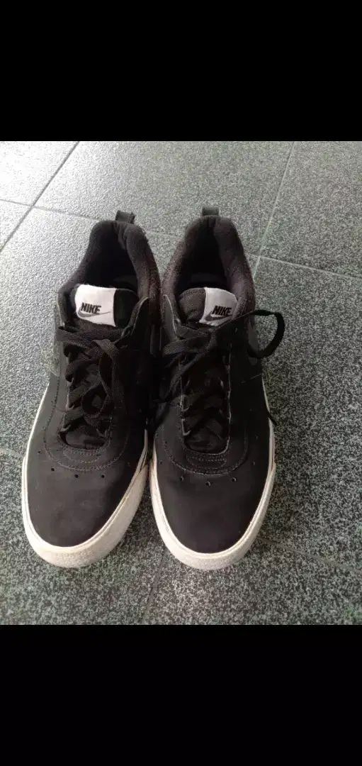 Sepatu nike kondisi mulus