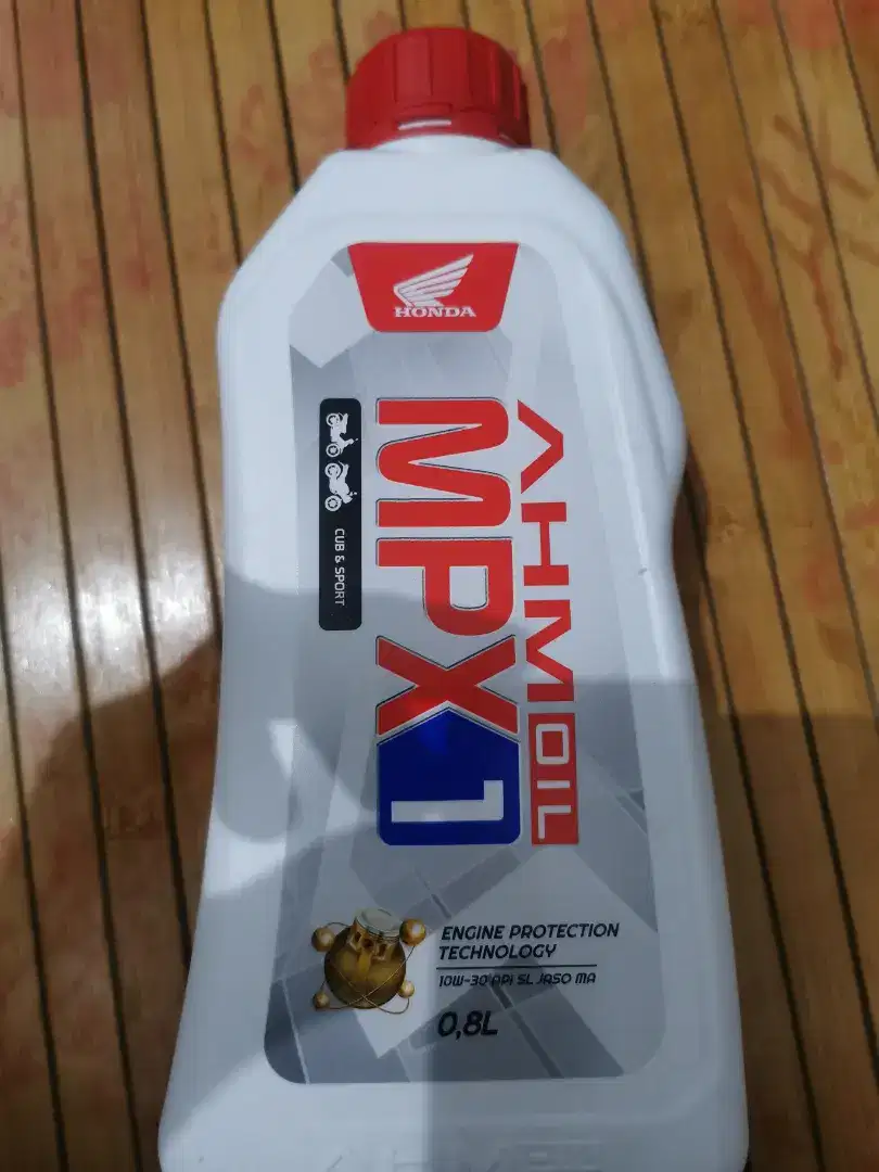 Oil honda mpx1 800ml ori 100% HABISIN STOK