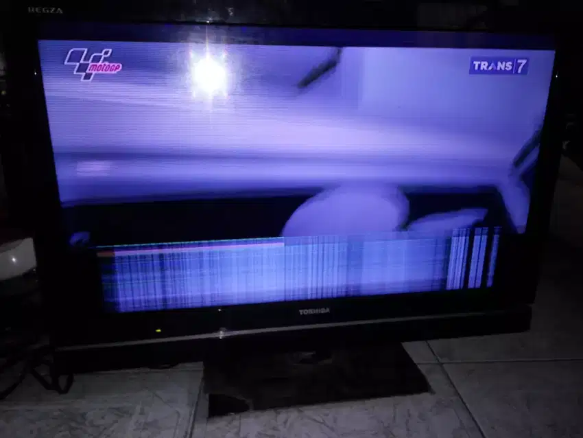 tv lcd TOSHIBA 32 inc rusak