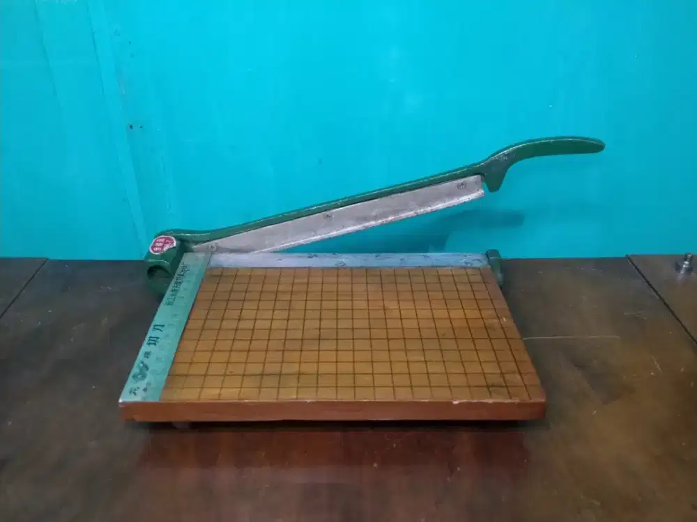 ALat Potong Kertas Photo jaduL