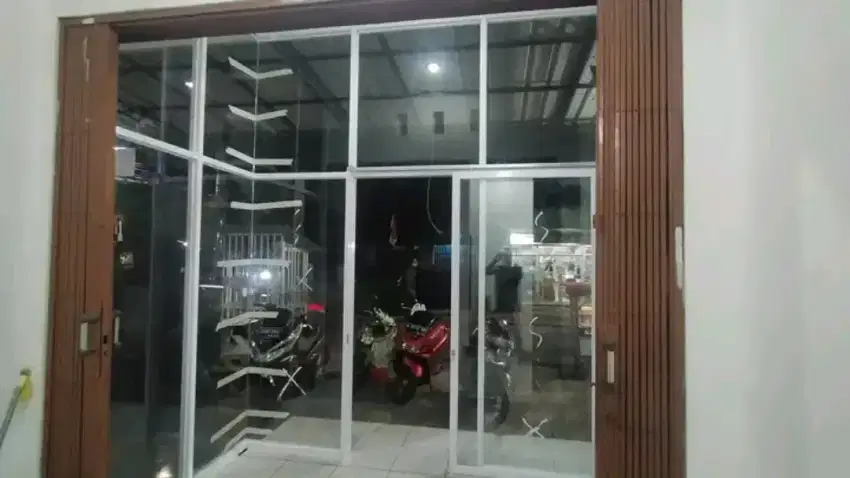 Pintu kaca ruko dan kaca sekat