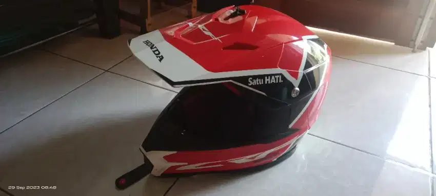 helm cross honda crf