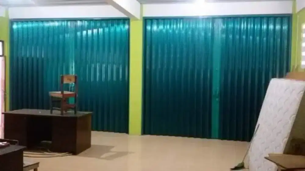 Rolling door folding gate