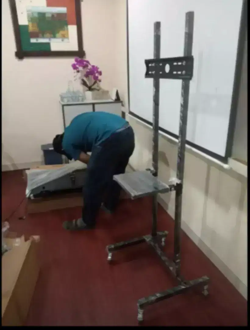 Bracket standing TV led/LCD/plasma.+pasang