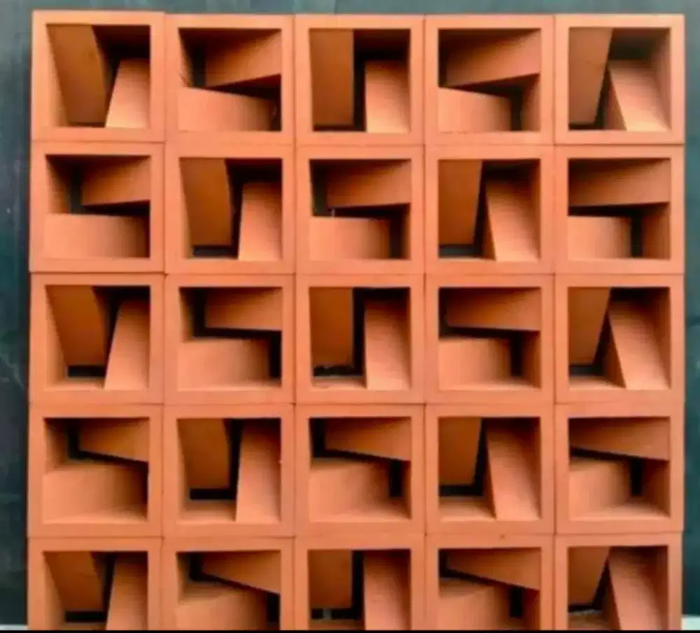 Roster beton minimalis