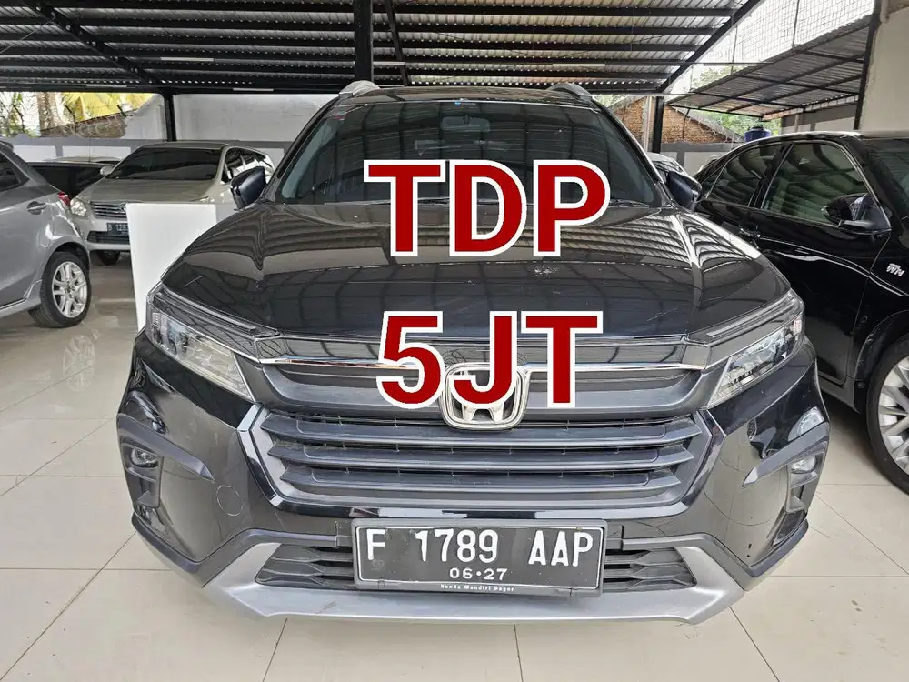 Honda BRV E Manual Tahun 2022 KM9000 Kondisi Mulus Terawat Mobil