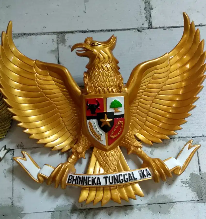 PATUNG GARUDA PANCASILA UkURAN 60×64 cm MURAH