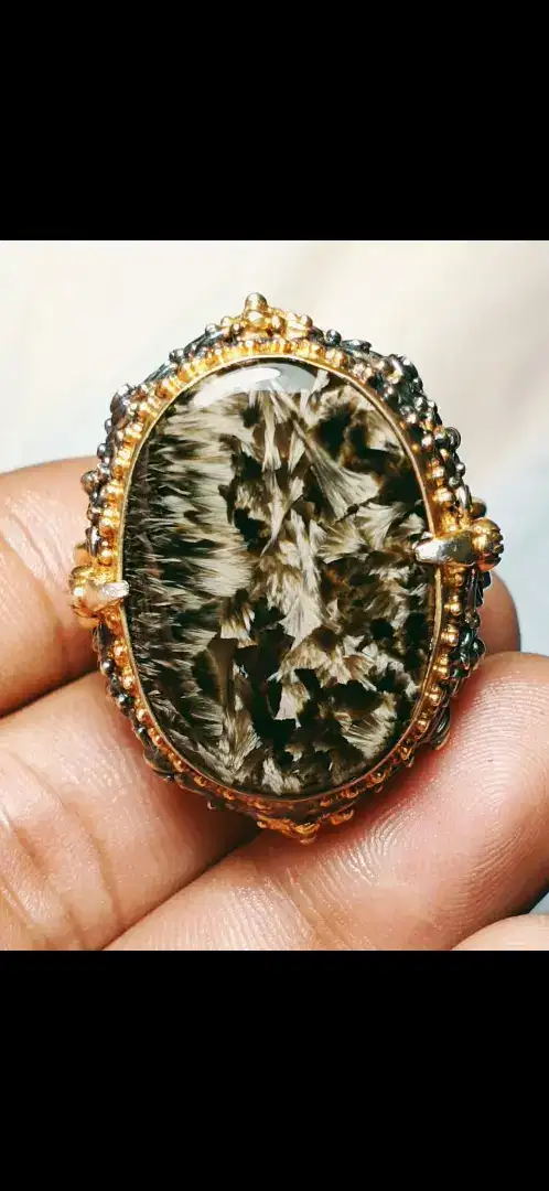 Basaltic / basaltic tiger glass / Bulu Macan Lumajang / bulu macan