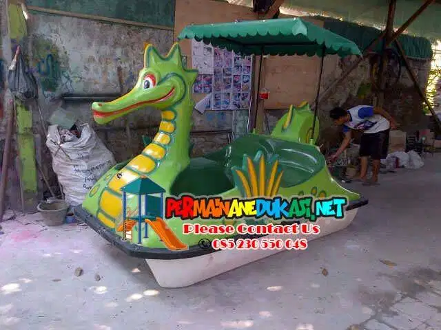 Sepeda air atau bebek air anak