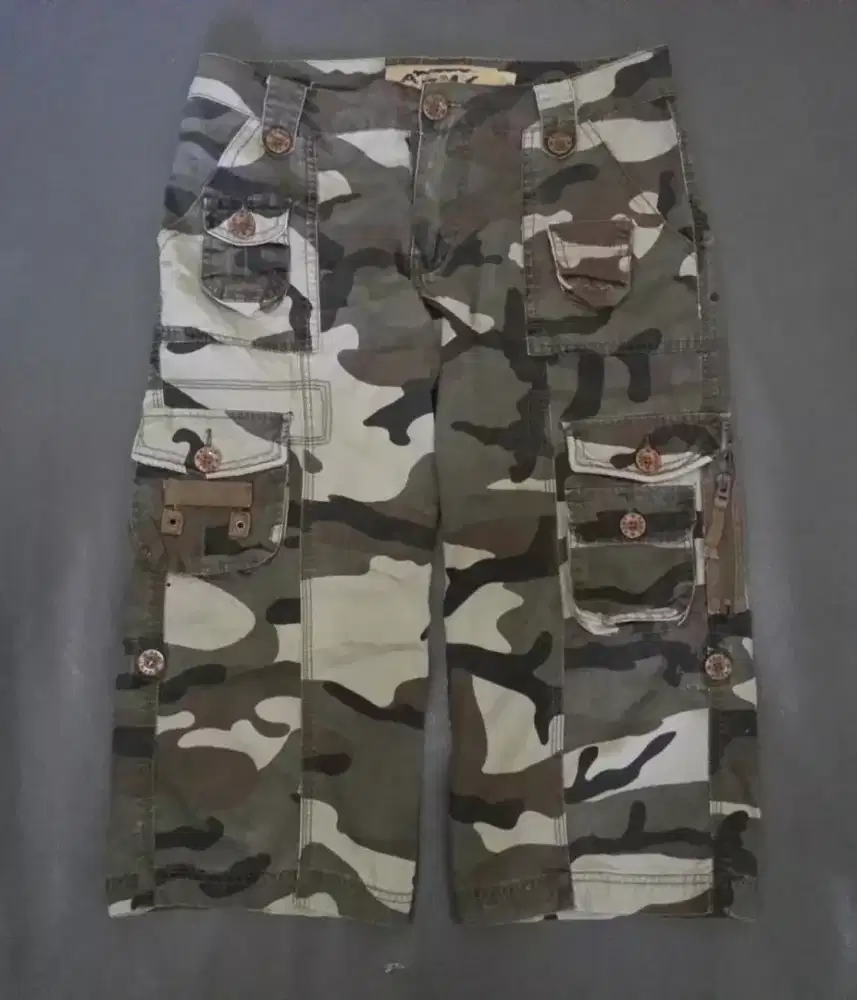 Celana Casual Army Navy size XL