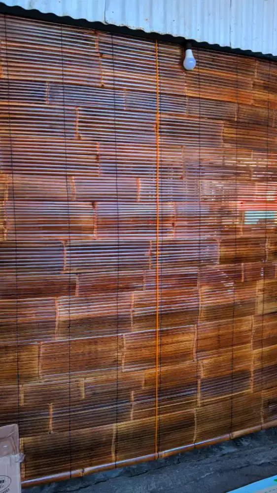 Cod tirai bambu Wulung vernisan