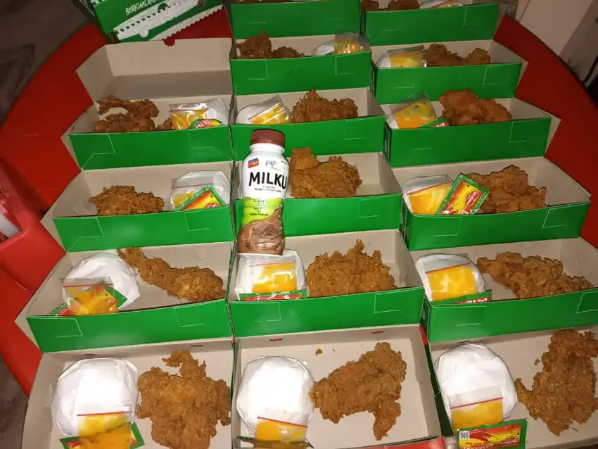 PAKET NASI AYAM KOTAK