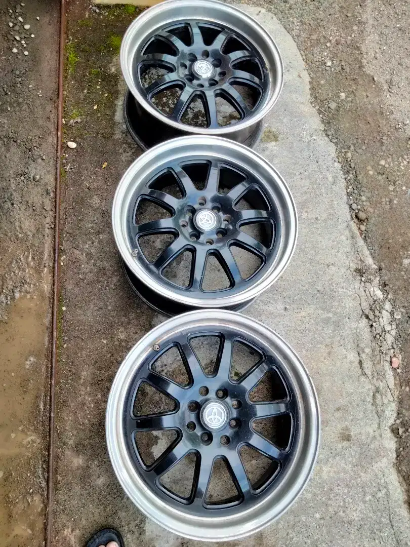 Velg second 3 pcs ring 17 baut 4