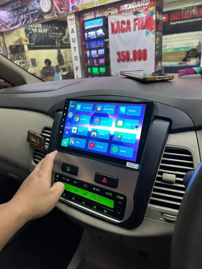 Head unit innova berbasis android berikut fram