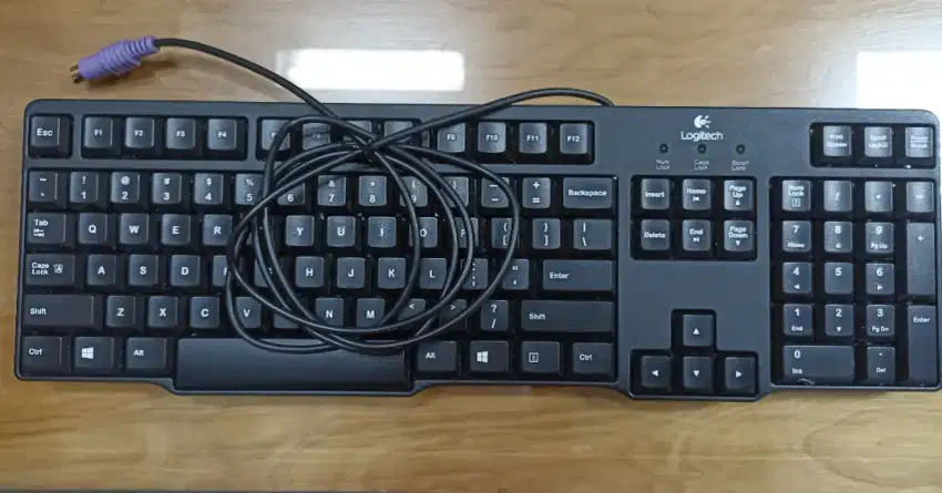 Keyboard Logitech K 100