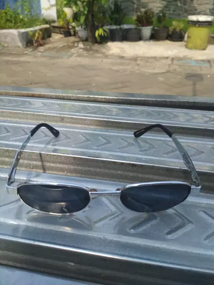 Kacamata vintage police