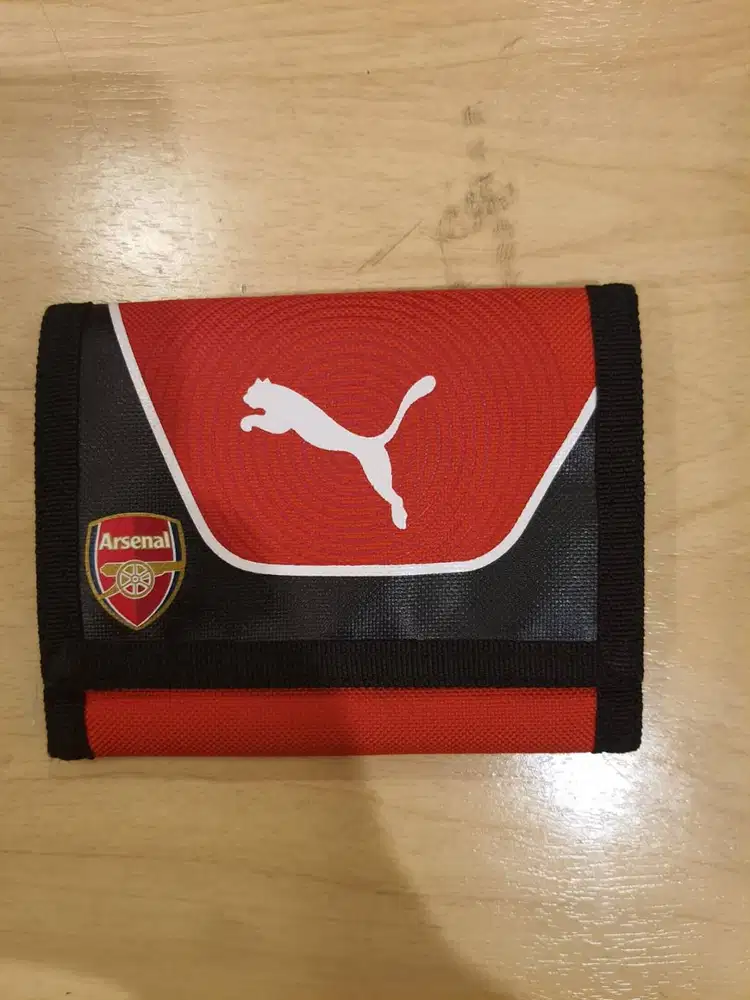 Puma best sale arsenal wallet