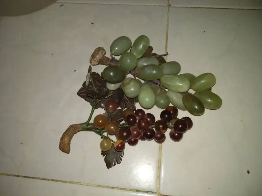 Hiasan Buah Anggur Marmer